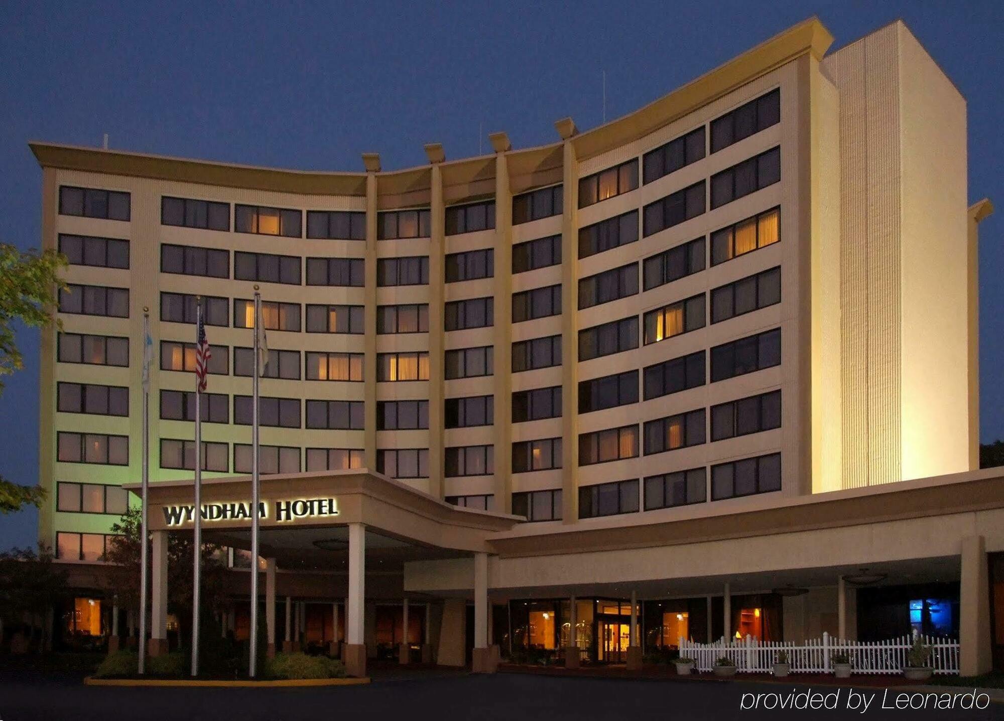 Clarion Hotel&Suites Mount Laurel Exterior foto